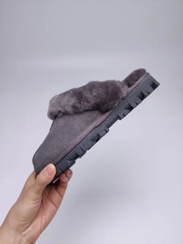 💰360 UGG sheepskin all-in-one snow boots 5125 casual fur mops. In stock: 35-40 yards. Color: maroon gray pink.